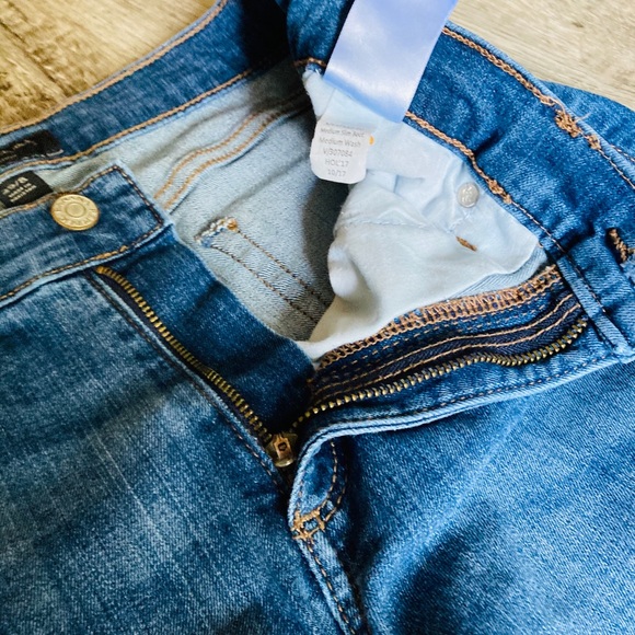 Banana Republic Slim Boot-Cut Jeans - Picture 6 of 16